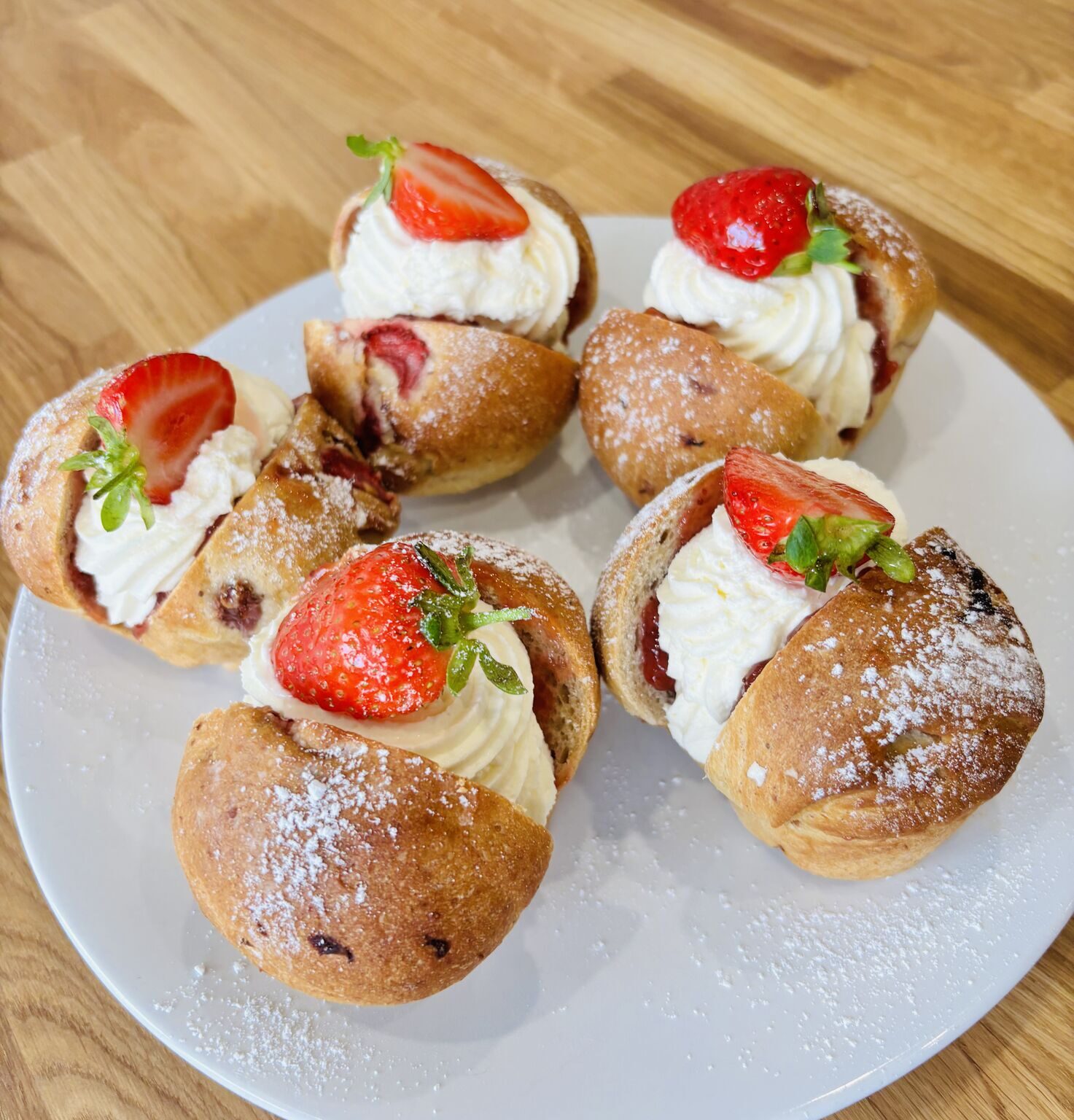 Strawberries & Cream Sourdough Brioche with Lucas Fussnegger 2
