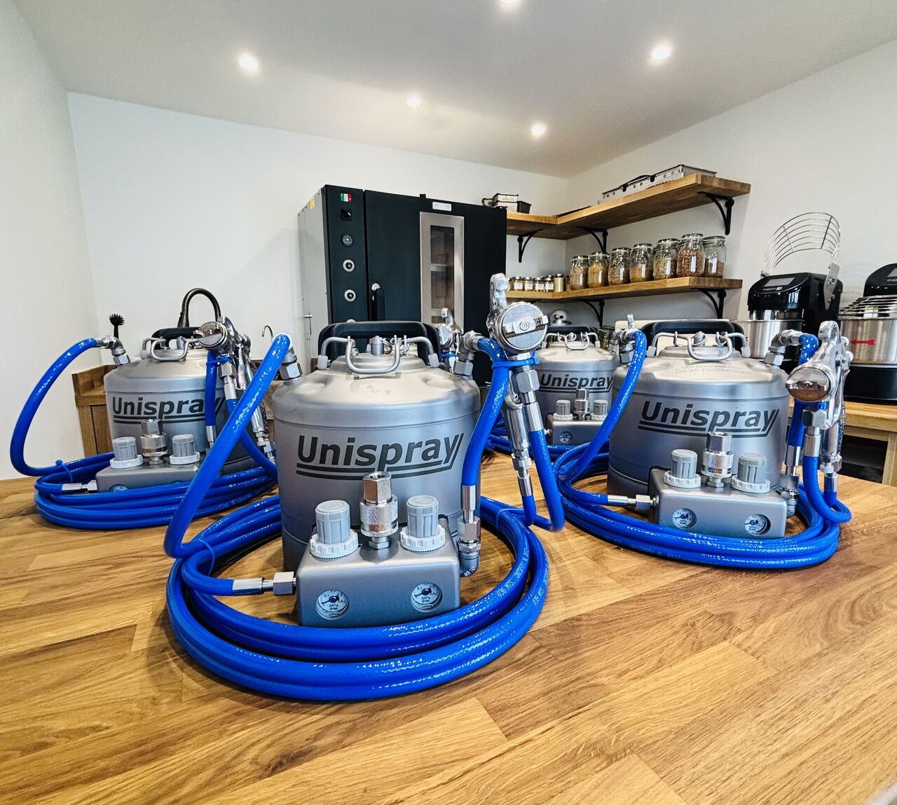 Free 3-litre DUBOR release agent samples and a limited number of new Unispray 5-litre handsprayers, now available from our test bakery.